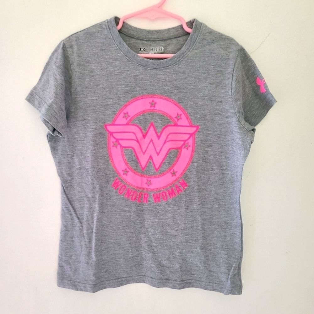 UNDER ARMOUR wonder women t-shirt